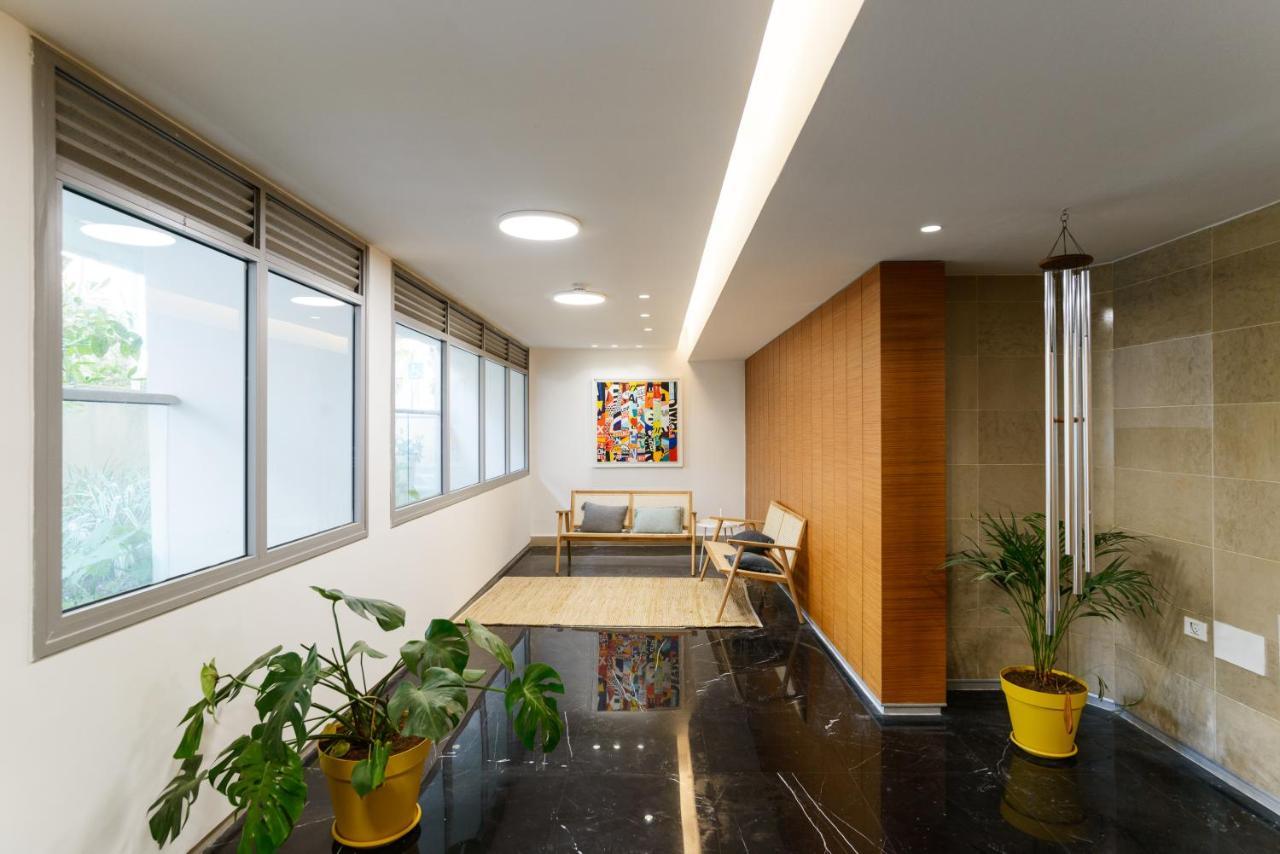 Quiet Hideaway & Terrace Near Beach By Feelhome Tel Aviv Exteriör bild