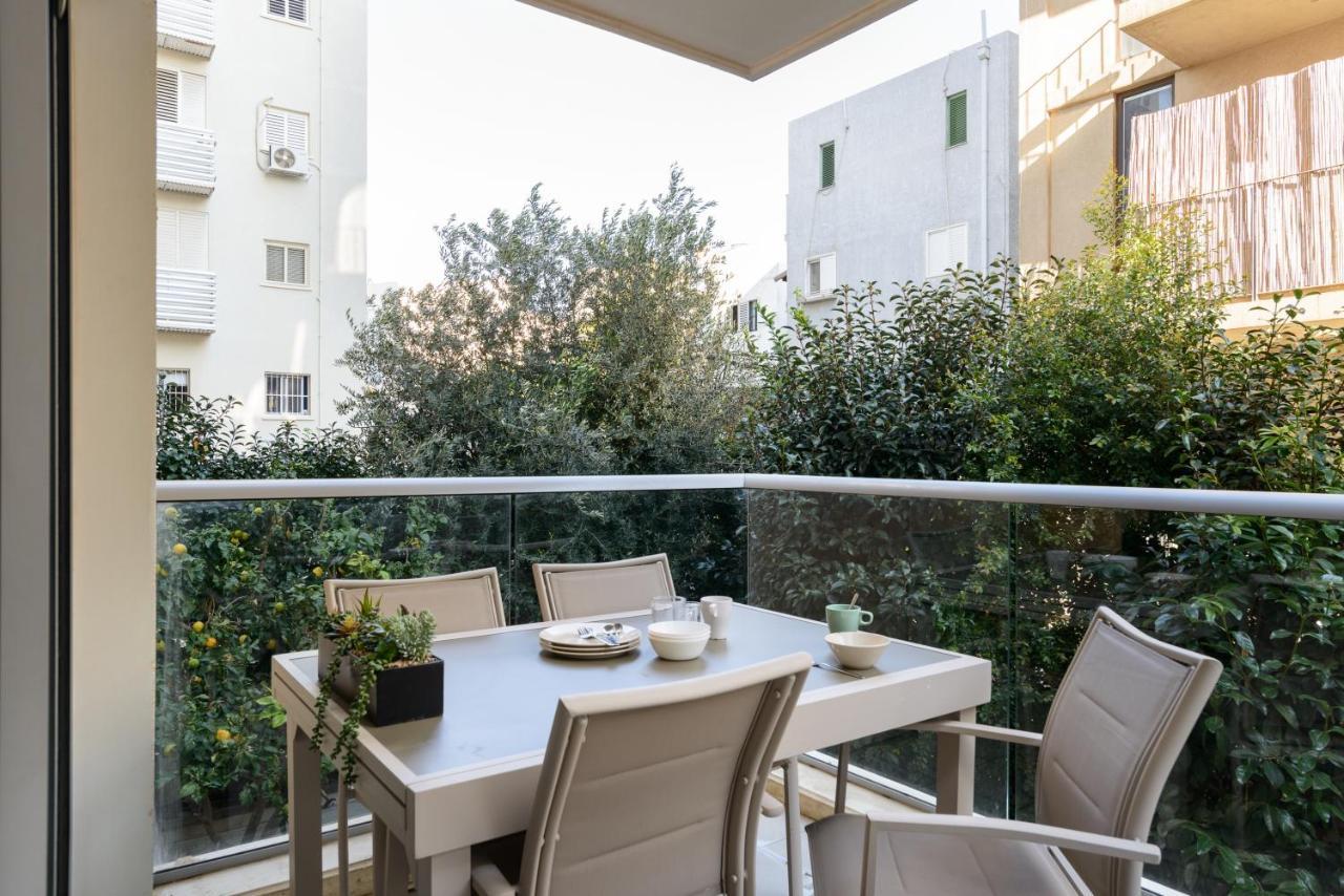 Quiet Hideaway & Terrace Near Beach By Feelhome Tel Aviv Exteriör bild
