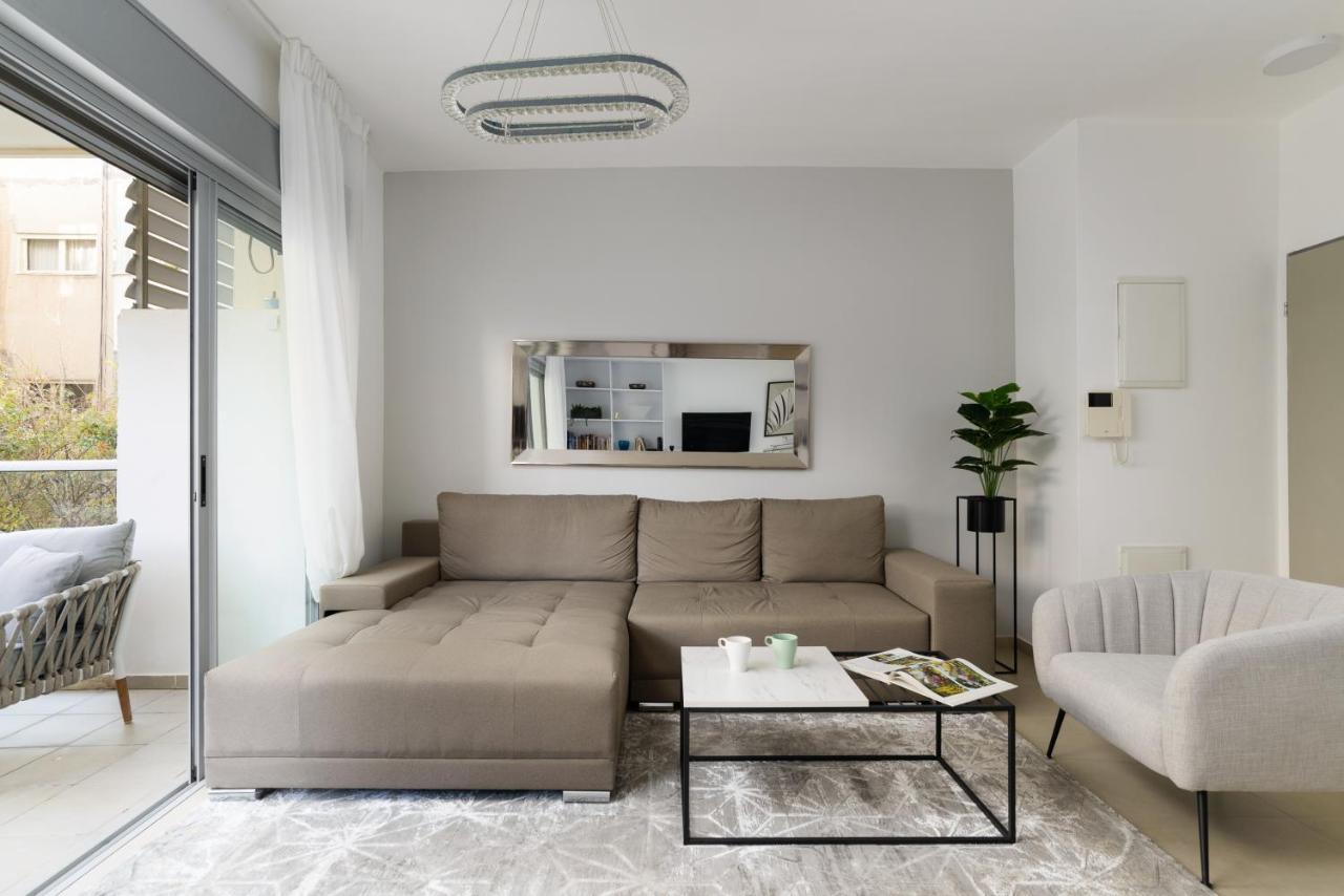 Quiet Hideaway & Terrace Near Beach By Feelhome Tel Aviv Exteriör bild